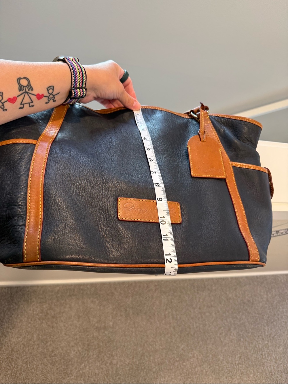 REHAB Dooney & Bourke Navy Leather Shoulder Bag with Tan Trim and Accents - Picture 11 of 13